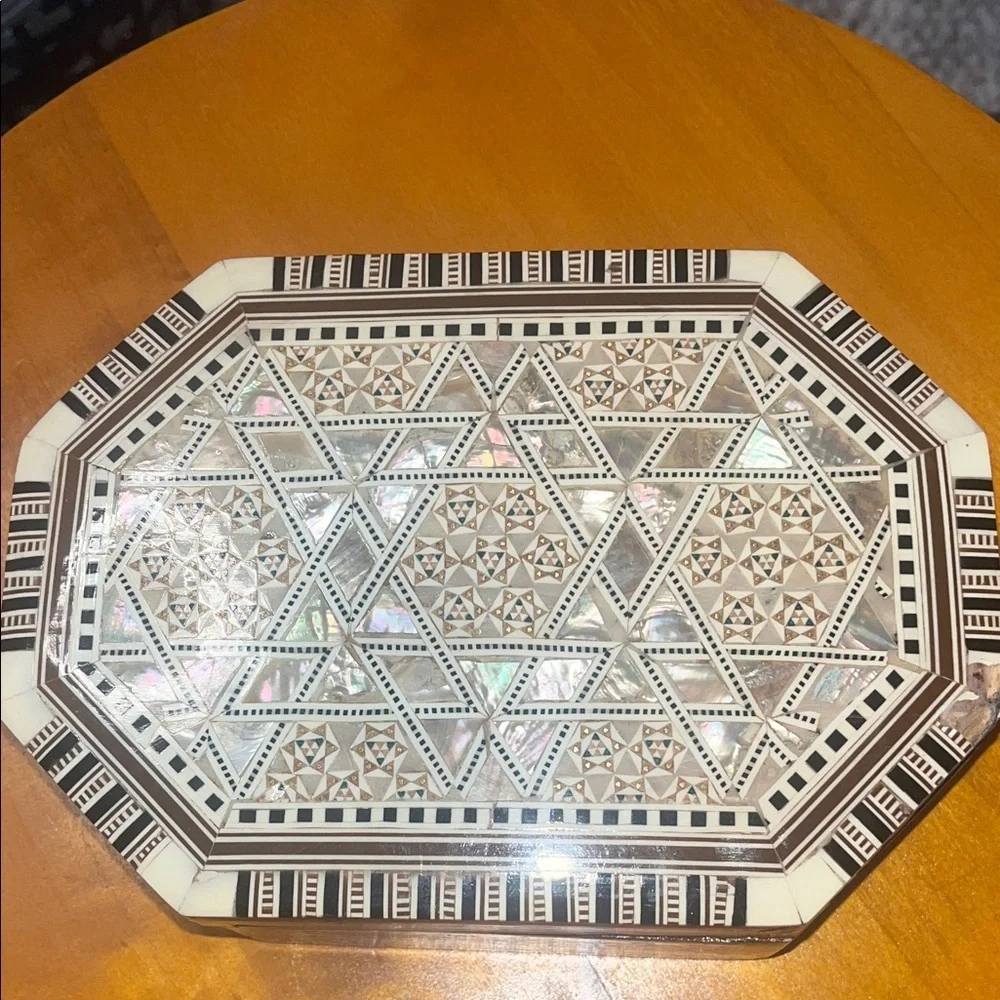 Middle Eastern/Moorish Decorative Box of Inlaid Woods and Mother-of-pearl